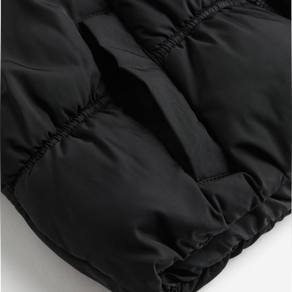 H&M - Picture 6 of 9